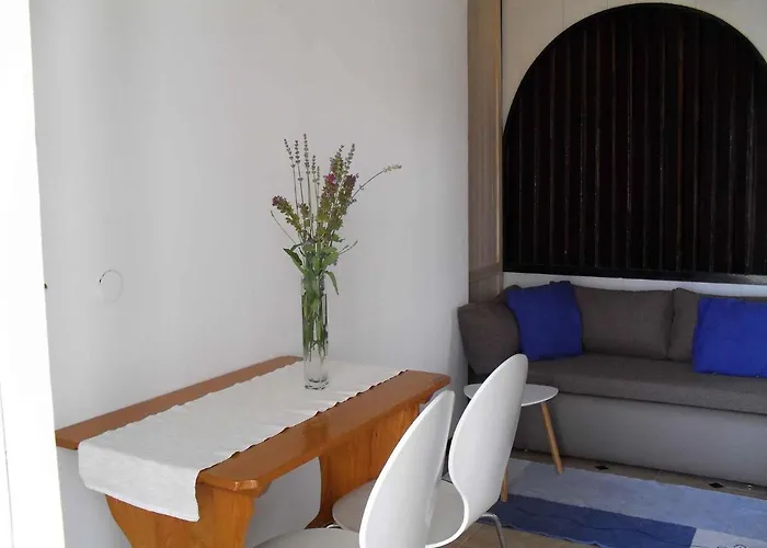 One-bedroom 24